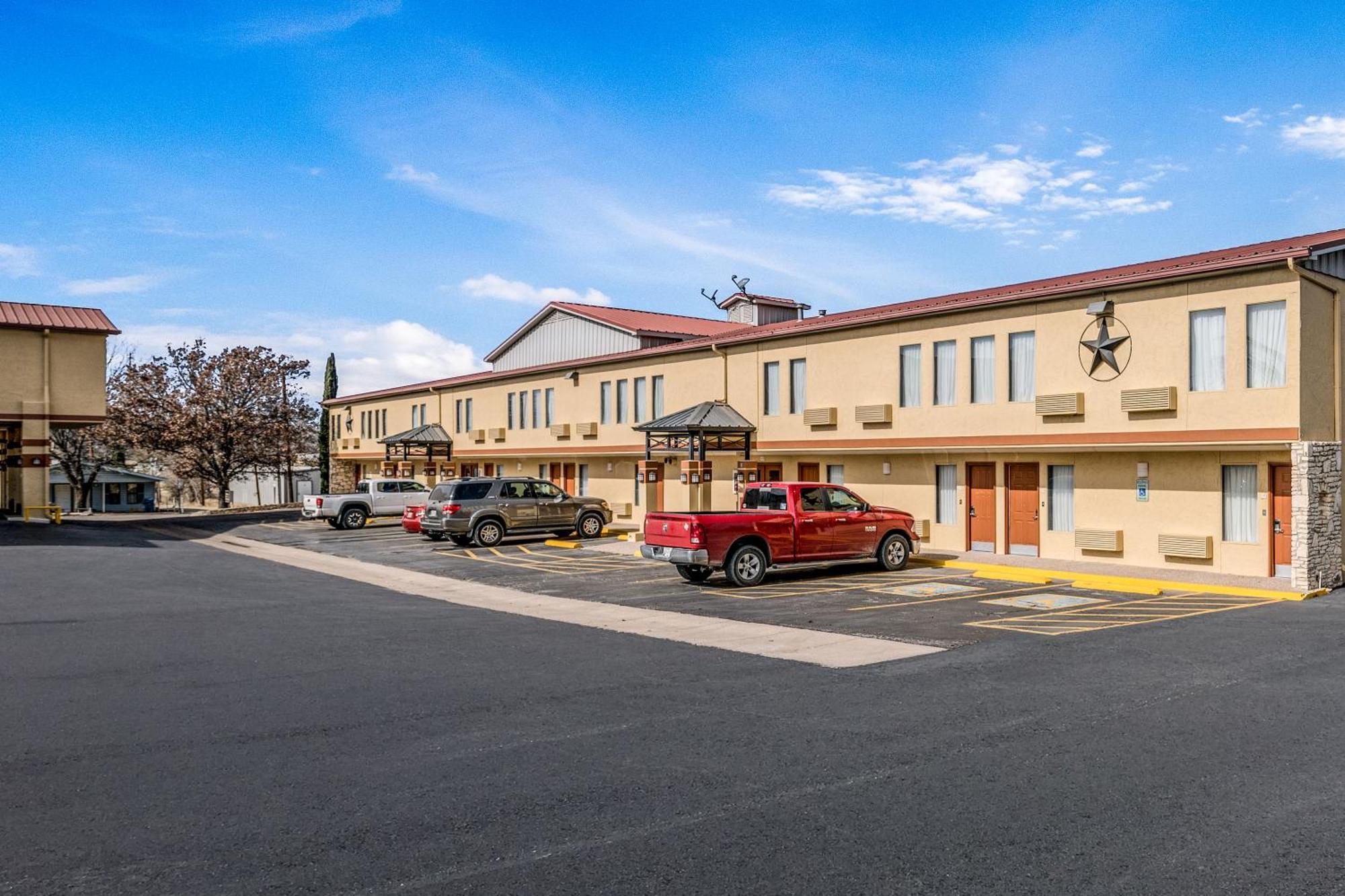 Mainstay Suites Ozona I-10 Екстериор снимка